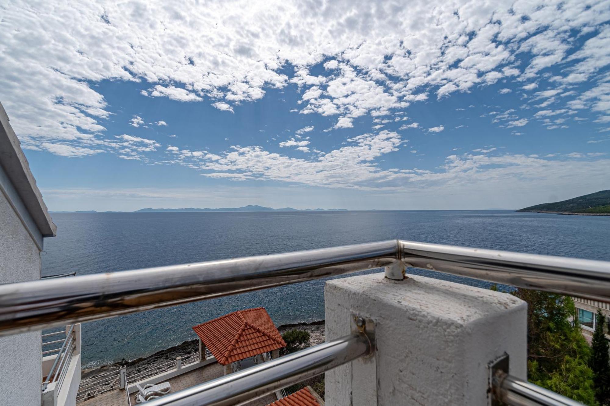 Family Friendly Apartments With A Swimming Pool Zavalatica, Korcula - 183 Exteriör bild