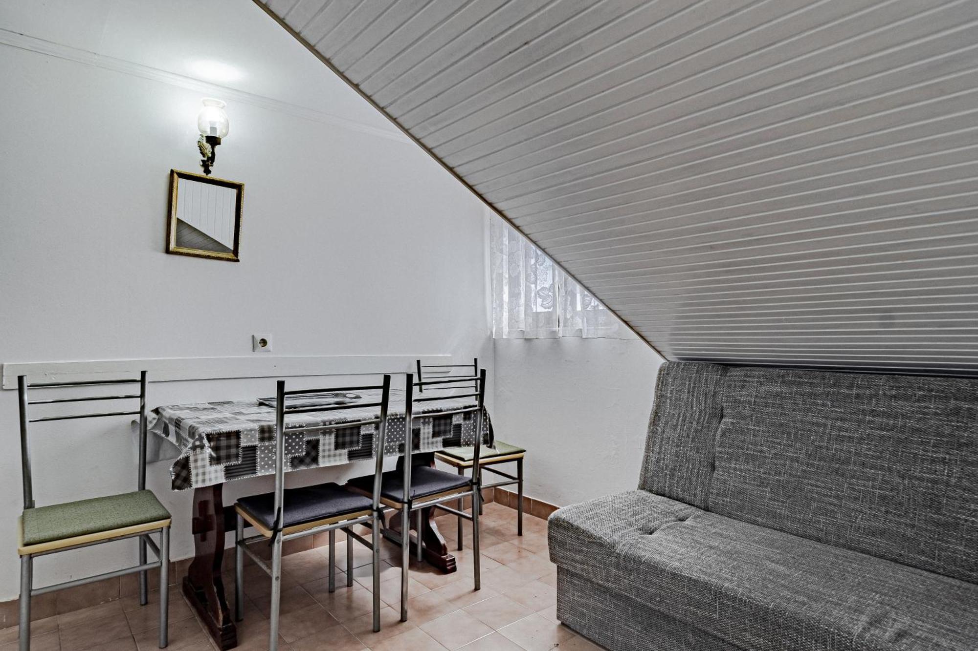 Family Friendly Apartments With A Swimming Pool Zavalatica, Korcula - 183 Rum bild